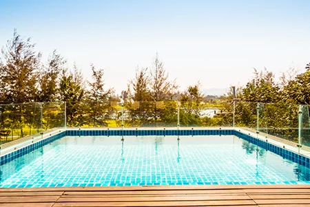 Cost of Glass Pool Fence Repair in Plantation, FL